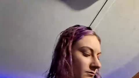 Snapshot of issyamazin667 chatting on 13, 1, 2026 Girlnextdoor online show from 13, 1, 2026