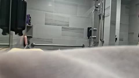 Snapshot of issyamazin667 chatting on 15, 1, 2026 Girlnextdoor online show from 15, 1, 2026