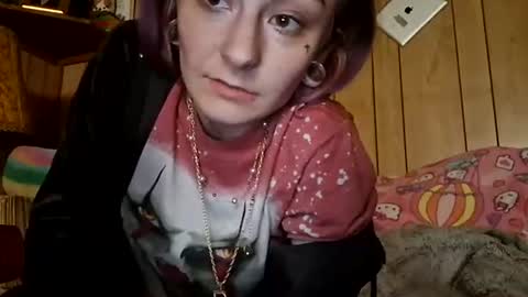 Snapshot of issyamazin667 chatting on 17, 1, 2026 Girlnextdoor online show from 17, 1, 2026