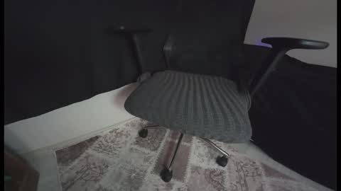 Snapshot of istanbullian chatting on 17, 11, 2025 erdem online show from 17, 11, 2025