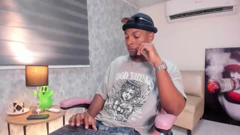 Snapshot of itanxfor chatting on 13, 11, 2025 itanxfor online show from 13, 11, 2025