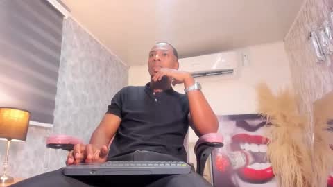 Snapshot of itanxfor chatting on 15, 11, 2025 itanxfor online show from 15, 11, 2025