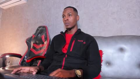 Snapshot of itanxfor chatting on 1, 12, 2025 itanxfor online show from 1, 12, 2025