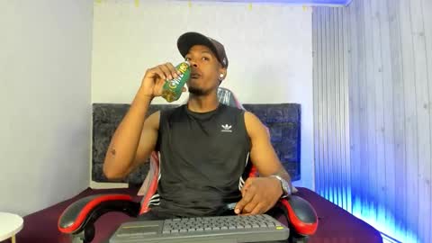 Snapshot of itanxfor chatting on 15, 3, 2026 itanxfor online show from 15, 3, 2026