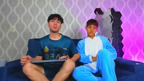 Snapshot of ithan_salvatore chatting on 11, 2, 2025 Ithan and Friends online show from 11, 2, 2025