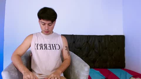 Snapshot of ithan_salvatore chatting on 27, 2, 2026 Ithan and Friends online show from 27, 2, 2026