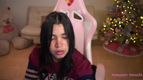   online show from 14, 12, 2024