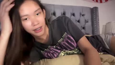 Snapshot of its_me_cora chatting on 19, 9, 2025 Cora online show from 19, 9, 2025