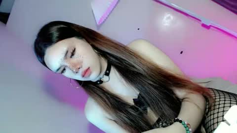 EZZIE online show from 3, 10, 2025