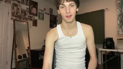 Snapshot of its_rowan chatting on 9, 11, 2025 Rowan online show from 9, 11, 2025