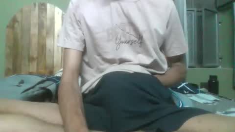 Snapshot of itsme_doofus chatting on 17, 4, 2026 Doofus online show from 17, 4, 2026