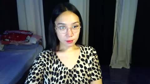 itsmehotqueen online show from 8, 5, 2026