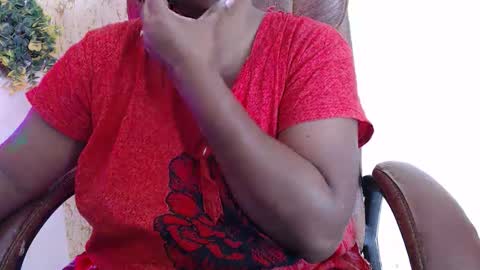 Snapshot of itsmiradesire chatting on 20, 4, 2026 Mira online show from 20, 4, 2026