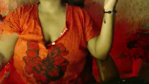 Snapshot of itsmiradesire chatting on 6, 5, 2026 Mira online show from 6, 5, 2026