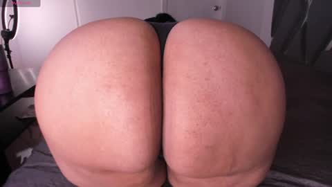 Snapshot of itsmoon_swt_ chatting on 11, 6, 2026 Moon online show from 11, 6, 2026