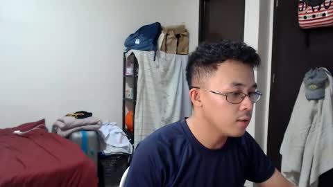 Snapshot of itsyour_asianboy chatting on 19, 3, 2026 just call me francis online show from 19, 3, 2026