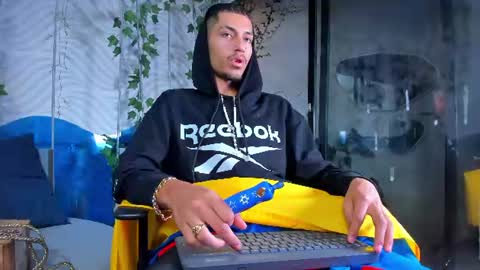itszairen online show from 1, 7, 2026