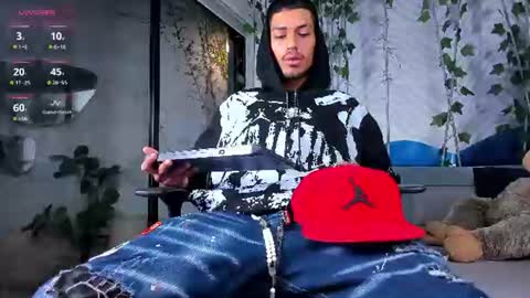 itszairen online show from 26, 7, 2026
