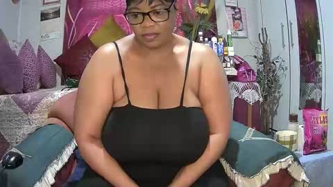 itumeleng74 online show from 12, 9, 2025