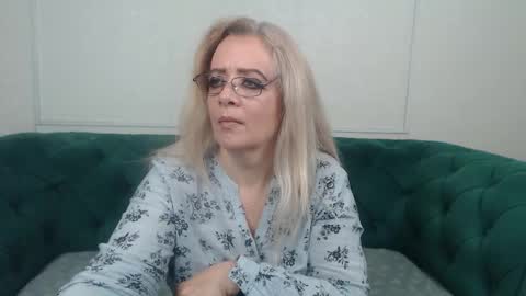 ivanacharm online show from 22, 9, 2025