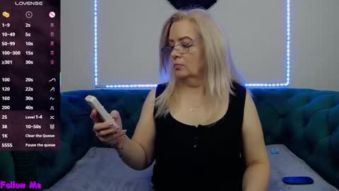ivanacharm online show from 17, 11, 2025