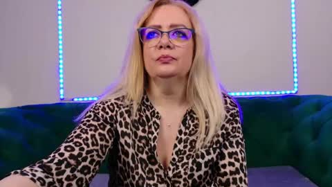 ivanacharm online show from 17, 6, 2026