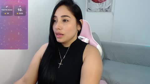 Snapshot of ivanacooper chatting on 1, 1, 2025 ivana online show from 1, 1, 2025