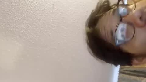 Snapshot of ivanchelon chatting on 2, 3, 2025 Vanchi online show from 2, 3, 2025