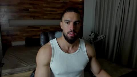 IvanHydee online show from 23, 7, 2026
