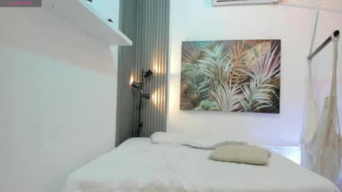 Snapshot of ivania_lua chatting on 14, 5, 2026 ivania_lua online show from 14, 5, 2026