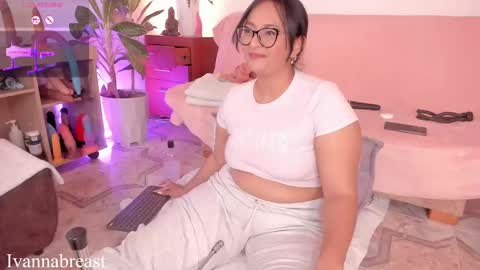 Ivannabreast online show from 28, 2, 2025