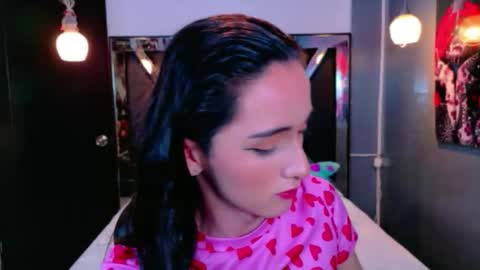 ivony giselle online show from 15, 3, 2026