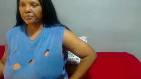 IVORYTITS48 online show from 10, 3, 2025