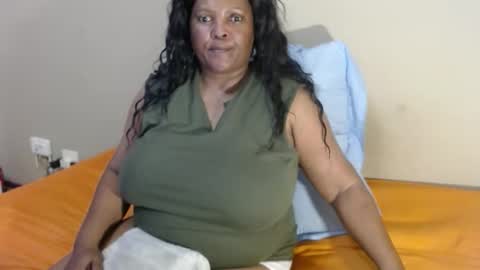 IVORYTITS48 online show from 8, 5, 2026
