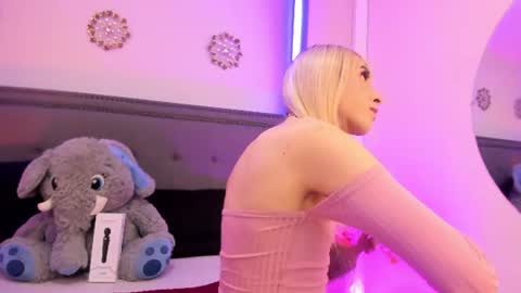ivi rosse  online show from 10, 7, 2026