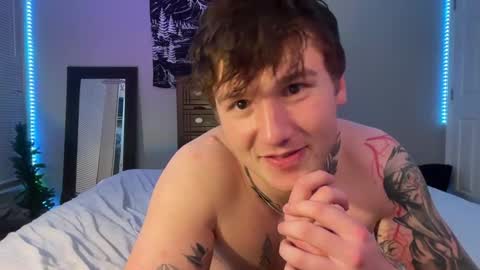 Snapshot of ivy69_9 chatting on 8, 1, 2025 ivy69 9 and cody online show from 8, 1, 2025