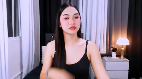 Snapshot of ivy_fucks chatting on 18, 11, 2025 ivy_fucks online show from 18, 11, 2025