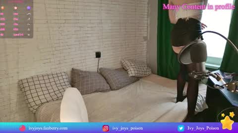 I v y  online show from 22, 2, 2025