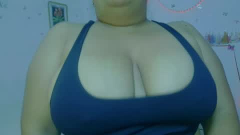 ivydesouza online show from 10, 6, 2026