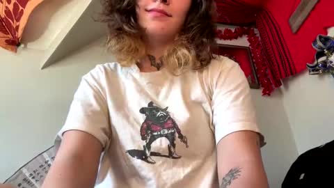 Snapshot of ivydevilll chatting on 1, 6, 2026 IVY DEVILL online show from 1, 6, 2026