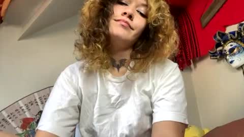 Snapshot of ivydevilll chatting on 9, 7, 2026 IVY DEVILL online show from 9, 7, 2026