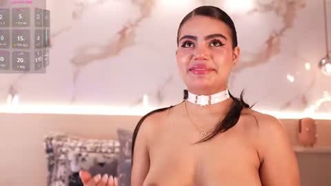 ivyellis online show from 6, 7, 2026