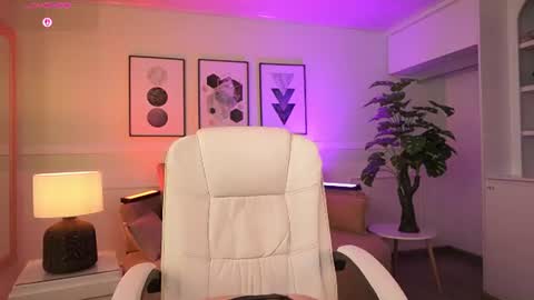 Ivy Grabes online show from 28, 7, 2026