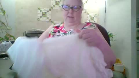 ivyjane3522 online show from 17, 6, 2026