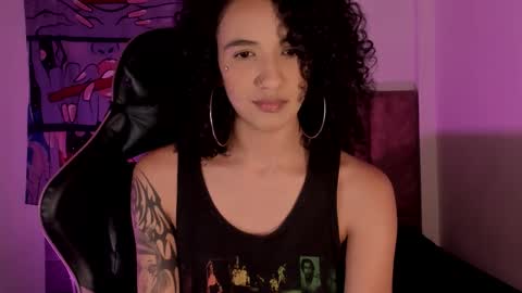 Snapshot of ivymanson_ chatting on 8, 10, 2025 Camila online show from 8, 10, 2025