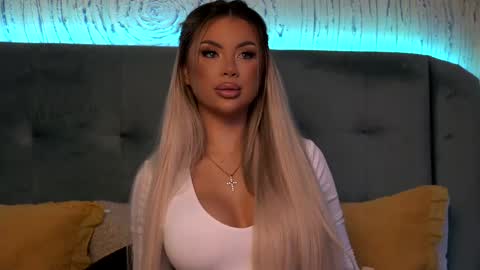  Ivy  online show from 27, 2, 2025