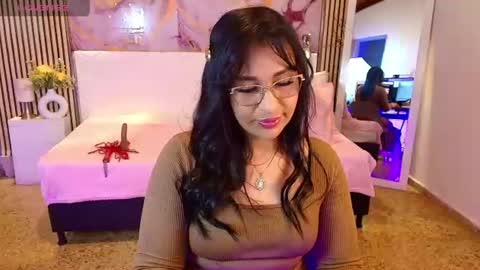 ivyshine7 online show from 5, 7, 2026