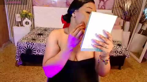 ivyshine7 online show from 12, 7, 2026