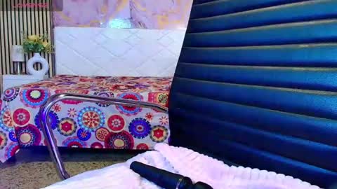 ivyshine7 online show from 21, 7, 2026