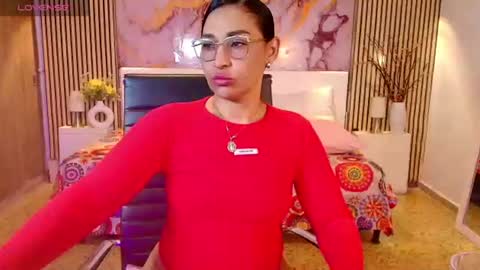 ivyshine7 online show from 28, 7, 2026